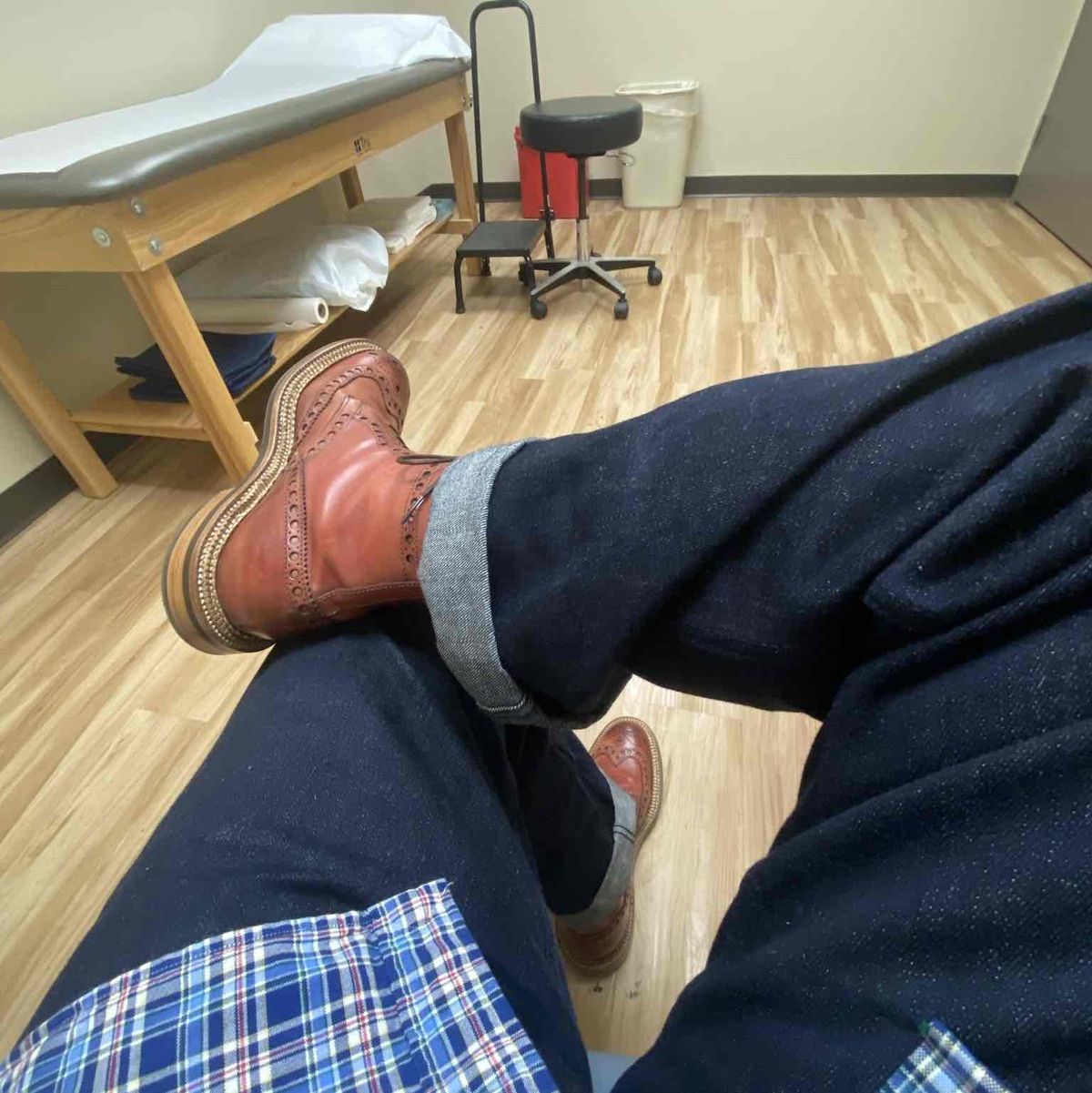 Photo by escapedTexan on February 15, 2023 of the Grenson Fred in Handpainted Tan.