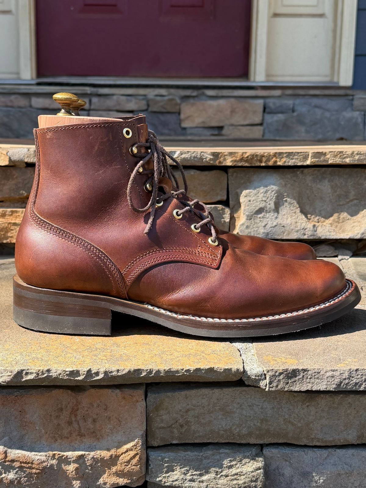 Photo by escapedTexan on February 28, 2026 of the Nicks 1925 Last Dress Boot in Horween Cypress Italian Brown.