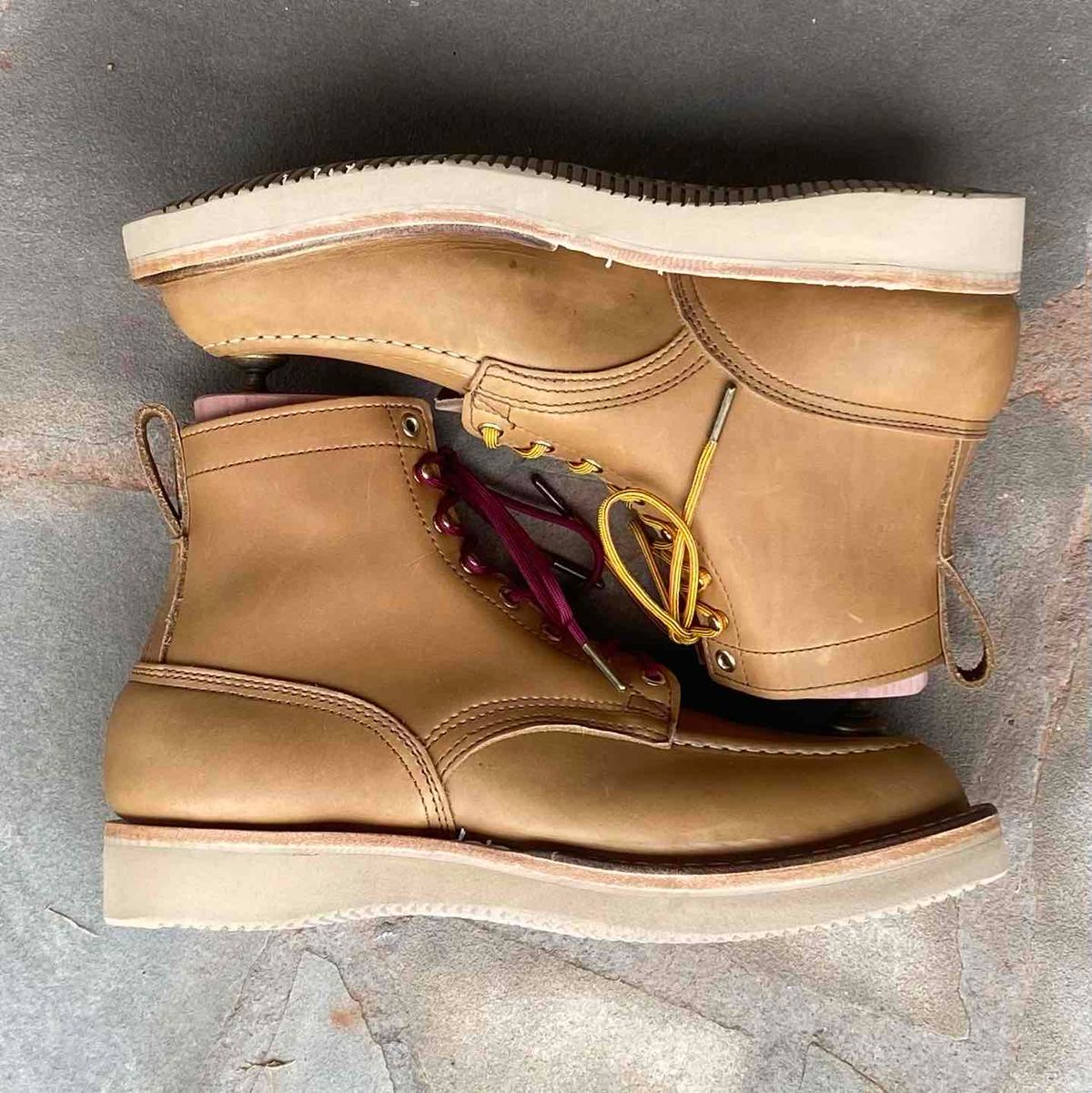 Photo by escapedTexan on April 26, 2023 of the Nicks Moc Toe in Seidel 1964 Tan.