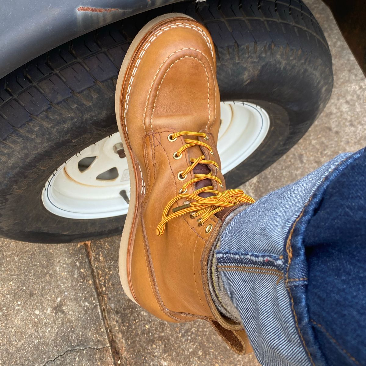 Photo by escapedTexan on August 2, 2023 of the Nicks Moc Toe in Seidel 1964 Tan.