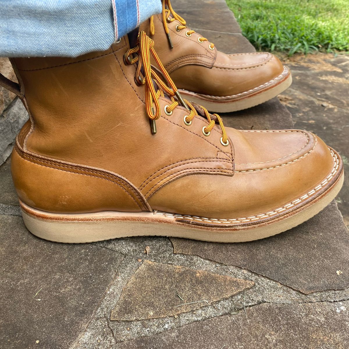 Photo by escapedTexan on August 8, 2023 of the Nicks Moc Toe in Seidel 1964 Tan.