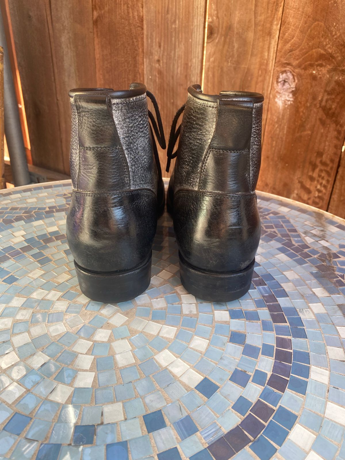 Photo by parkle__ on December 4, 2022 of the Iron Boots 5515 in Black Italy Waxed Bullhide.
