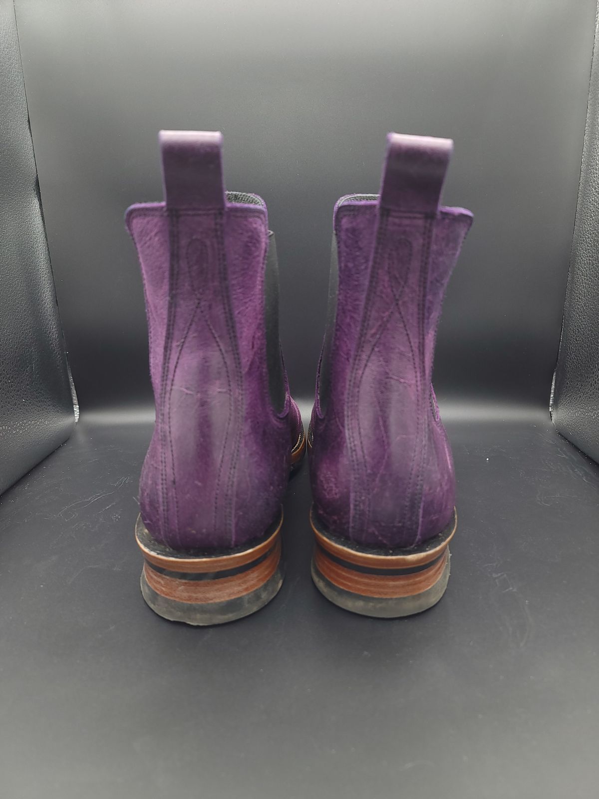 Photo by jinn35 on February 5, 2024 of the Fortis Boots El Primero in C.F. Stead Crazy Cow Royal Purple.