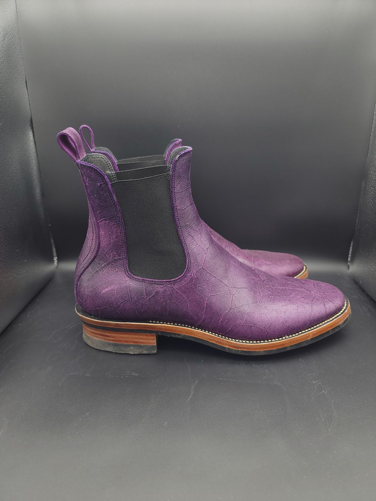 Photo by jinn35 on February 5, 2024 of the Fortis Boots El Primero in C.F. Stead Crazy Cow Royal Purple.