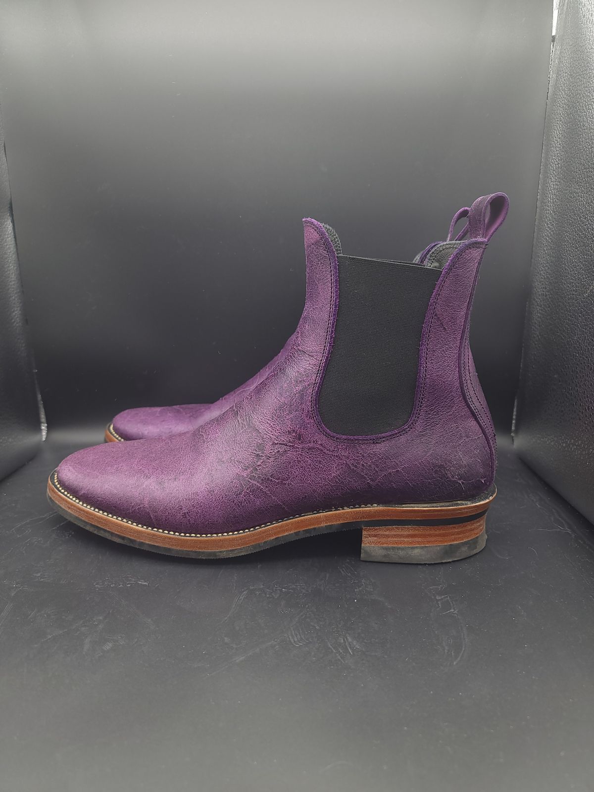 Photo by jinn35 on March 4, 2024 of the Fortis Boots El Primero in C.F. Stead Crazy Cow Royal Purple.