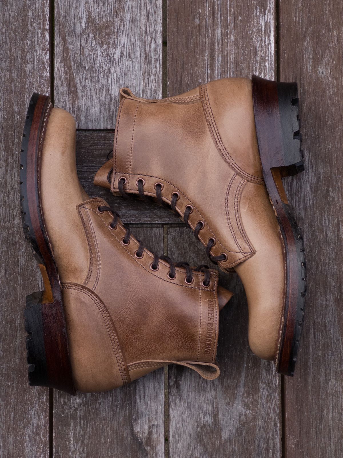 Photo by tylers.hobby on October 1, 2023 of the White's 350 Cruiser in Horween Natural Chromexcel.