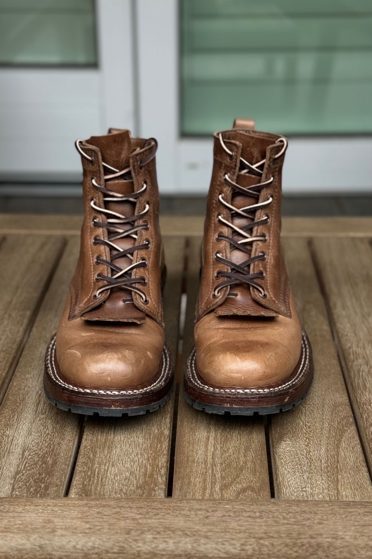 Photo by tylers.hobby on December 4, 2023 of the White's 350 Cruiser in Horween Natural Chromexcel.