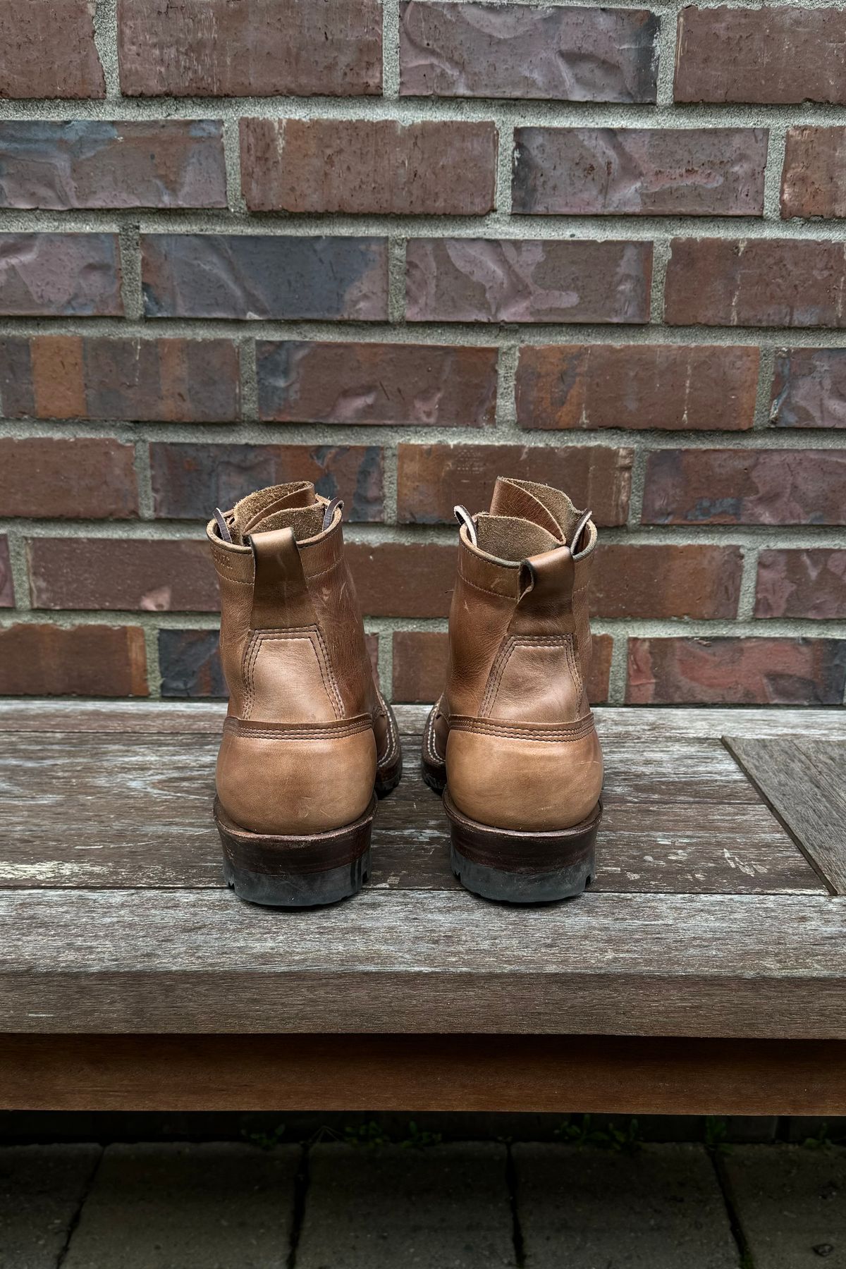 Photo by tylers.hobby on February 5, 2024 of the White's 350 Cruiser in Horween Natural Chromexcel.