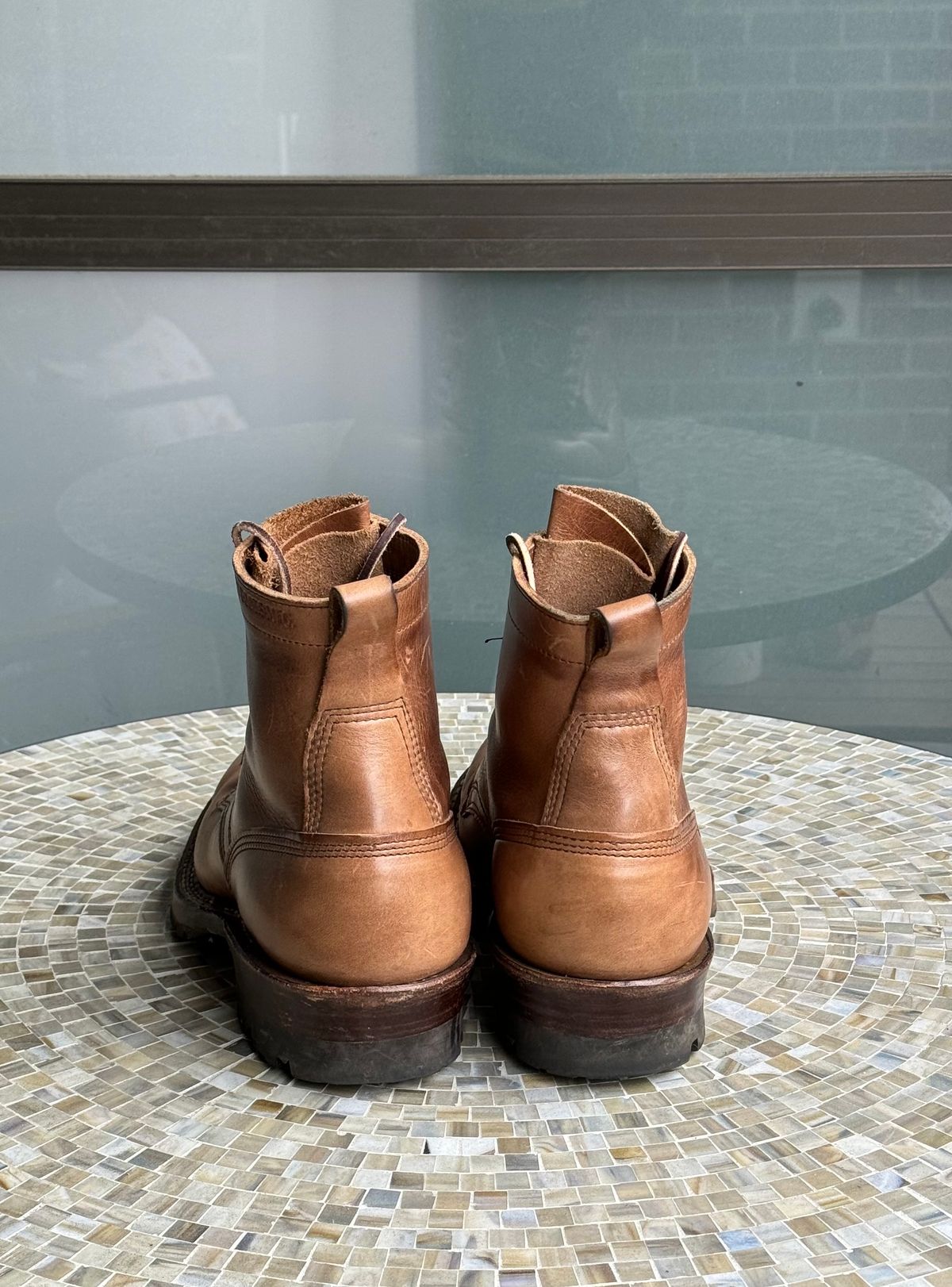Photo by tylers.hobby on April 4, 2024 of the White's 350 Cruiser in Horween Natural Chromexcel.