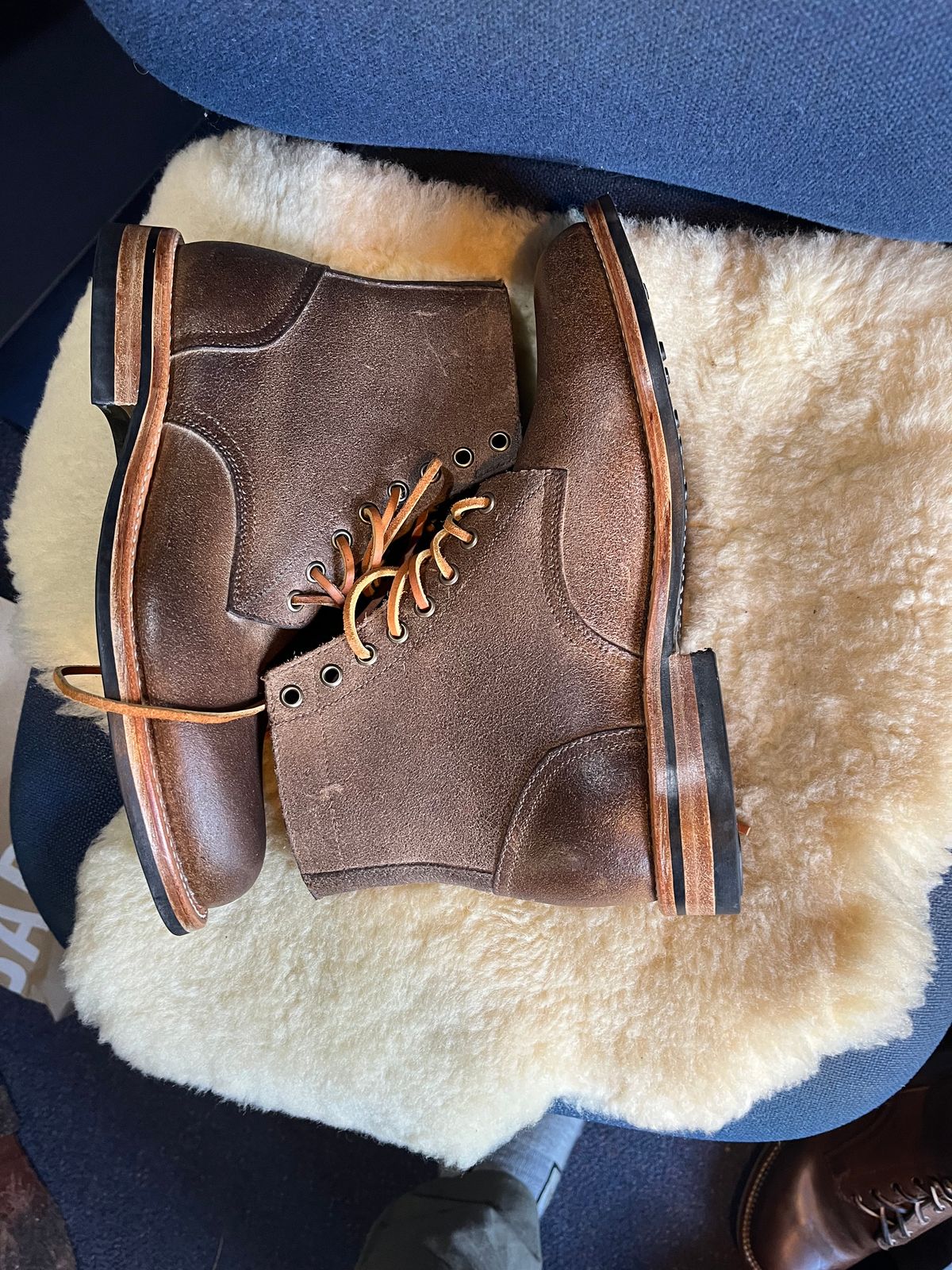Photo by Dannflow on October 1, 2024 of the Oak Street Bootmakers Trench Boot in Horween Natural Chromexcel Roughout.