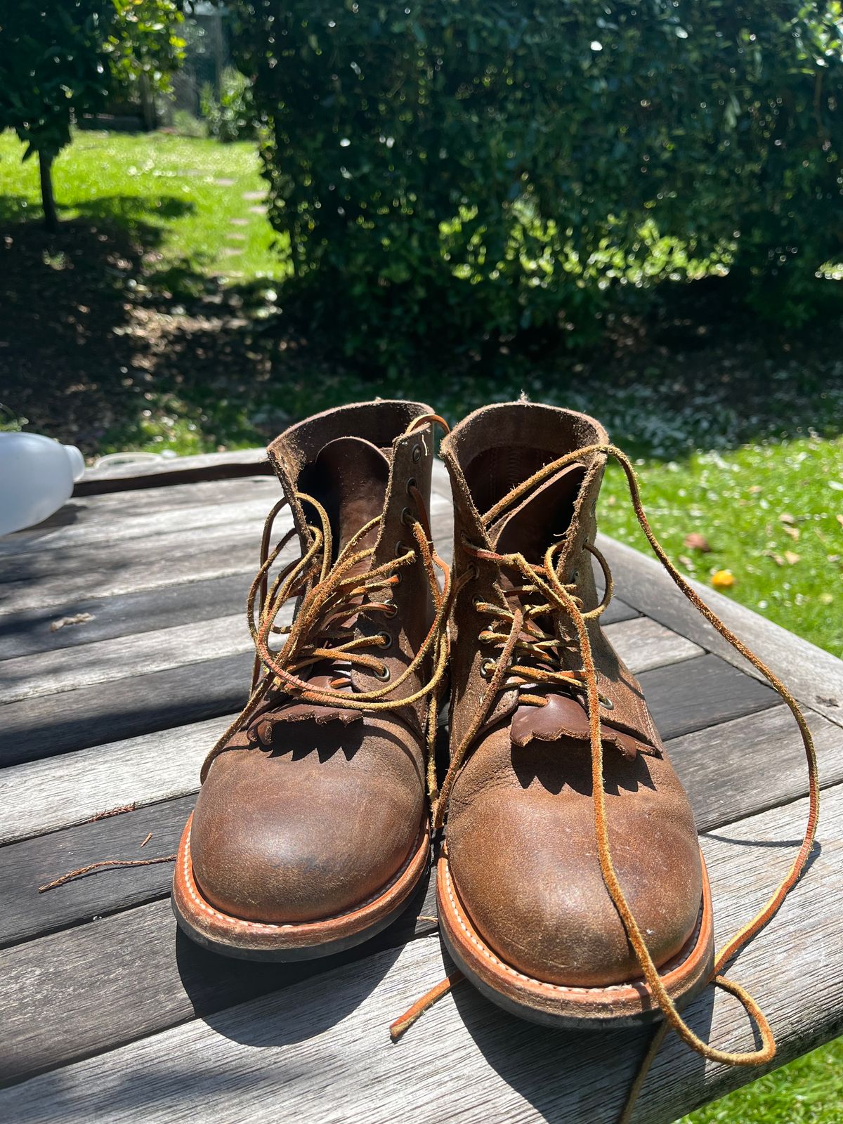Photo by Dannflow on December 2, 2024 of the Oak Street Bootmakers Trench Boot in Horween Natural Chromexcel Roughout.