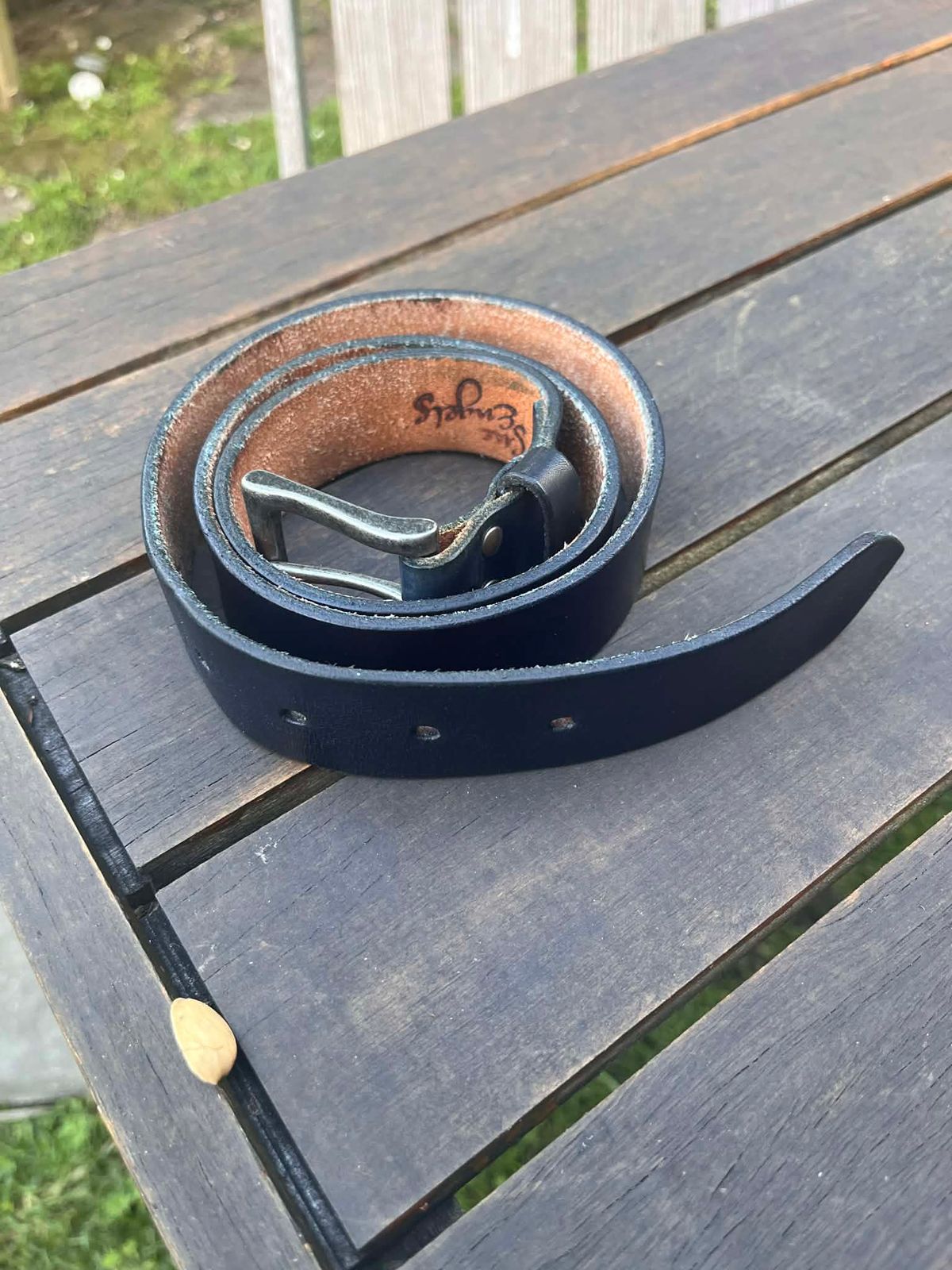 Photo by Dannflow on December 1, 2025 of the Sue engels Veg Tan Blue in Teacore Blue Veg Tan.