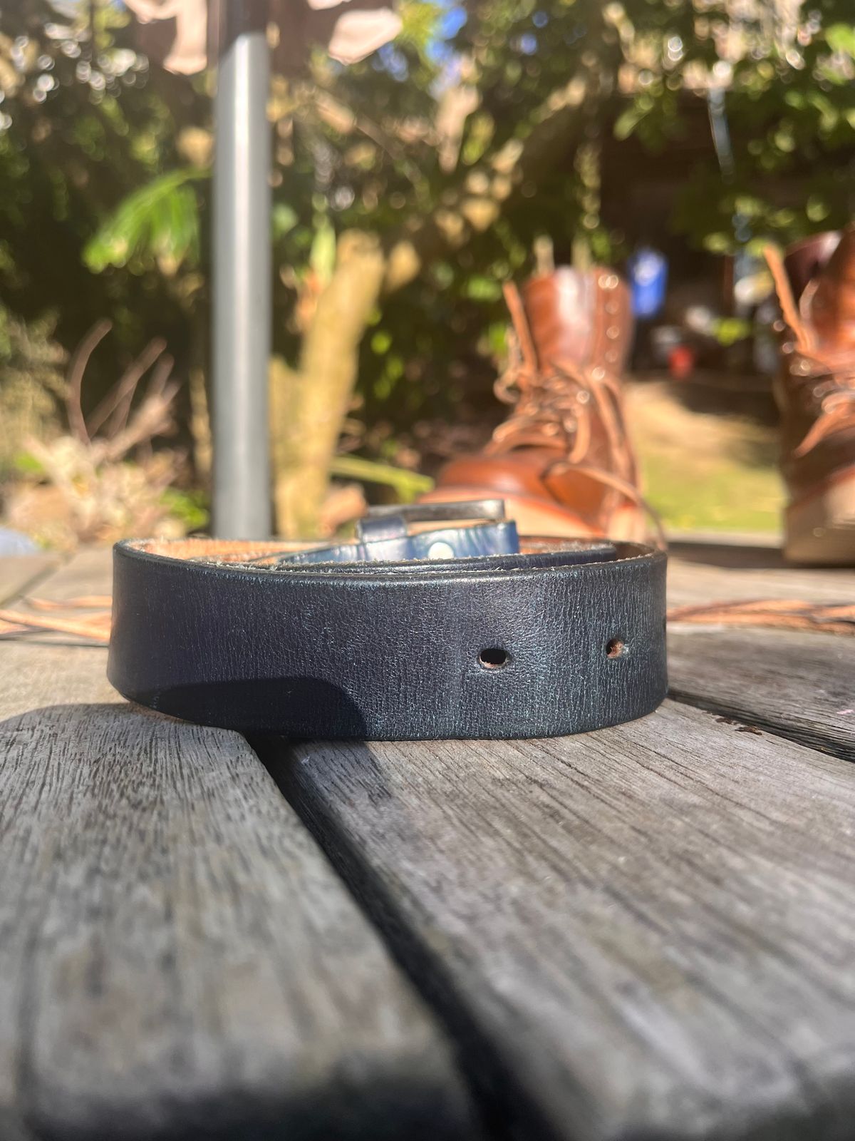 Photo by Dannflow on March 2, 2026 of the Sue engels Veg Tan Blue in Teacore Blue Veg Tan.