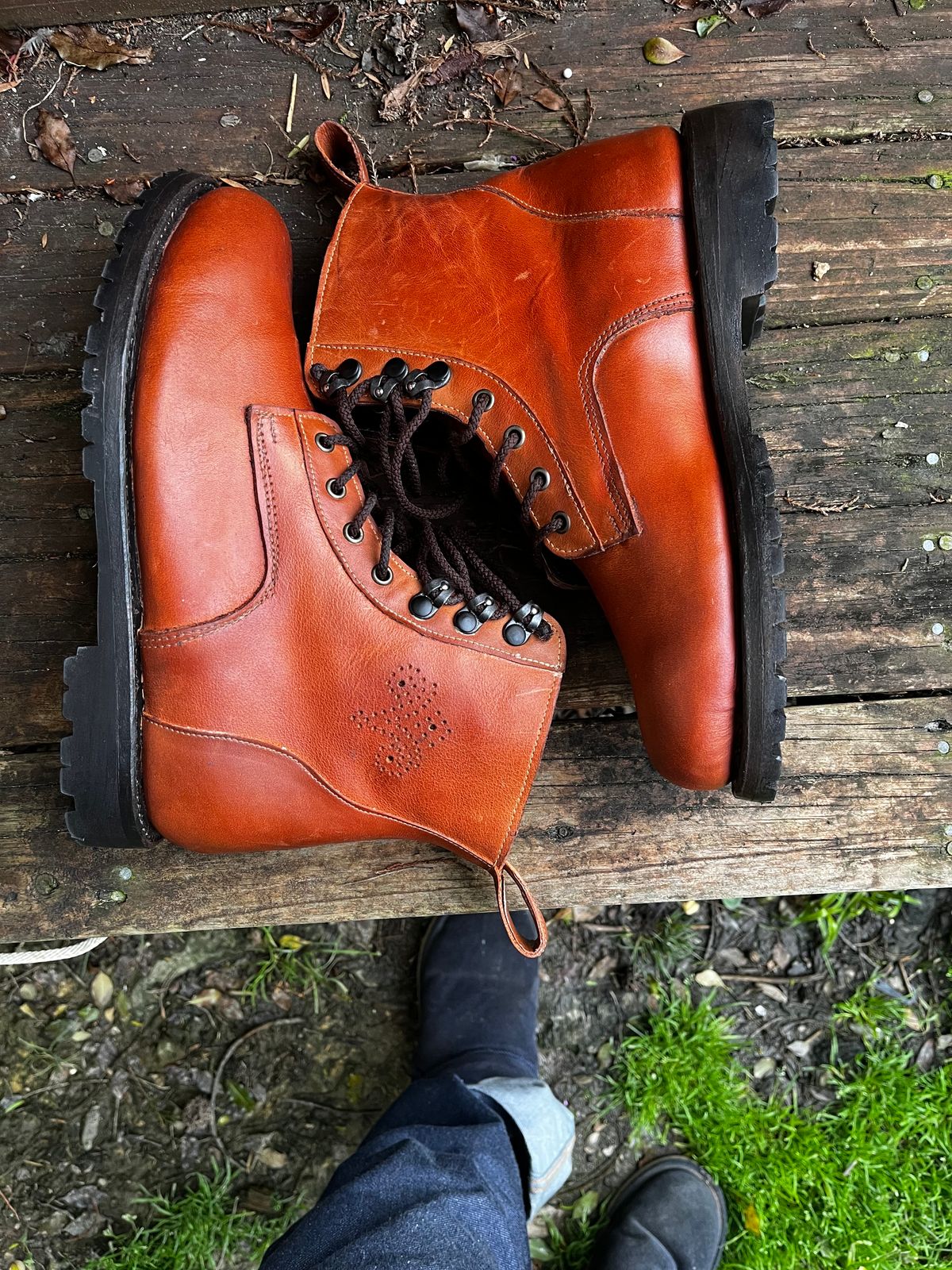 Photo by Dannflow on October 1, 2023 of the Sue Engles City Boot in Unknown Leather.