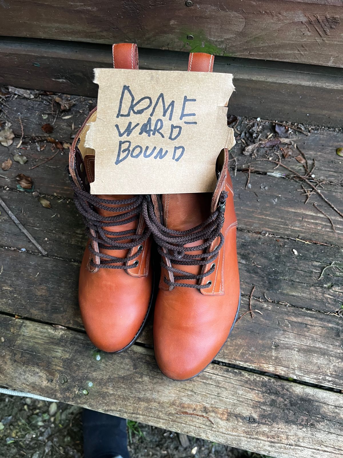 Photo by Dannflow on October 1, 2023 of the Sue Engles City Boot in Unknown Leather.