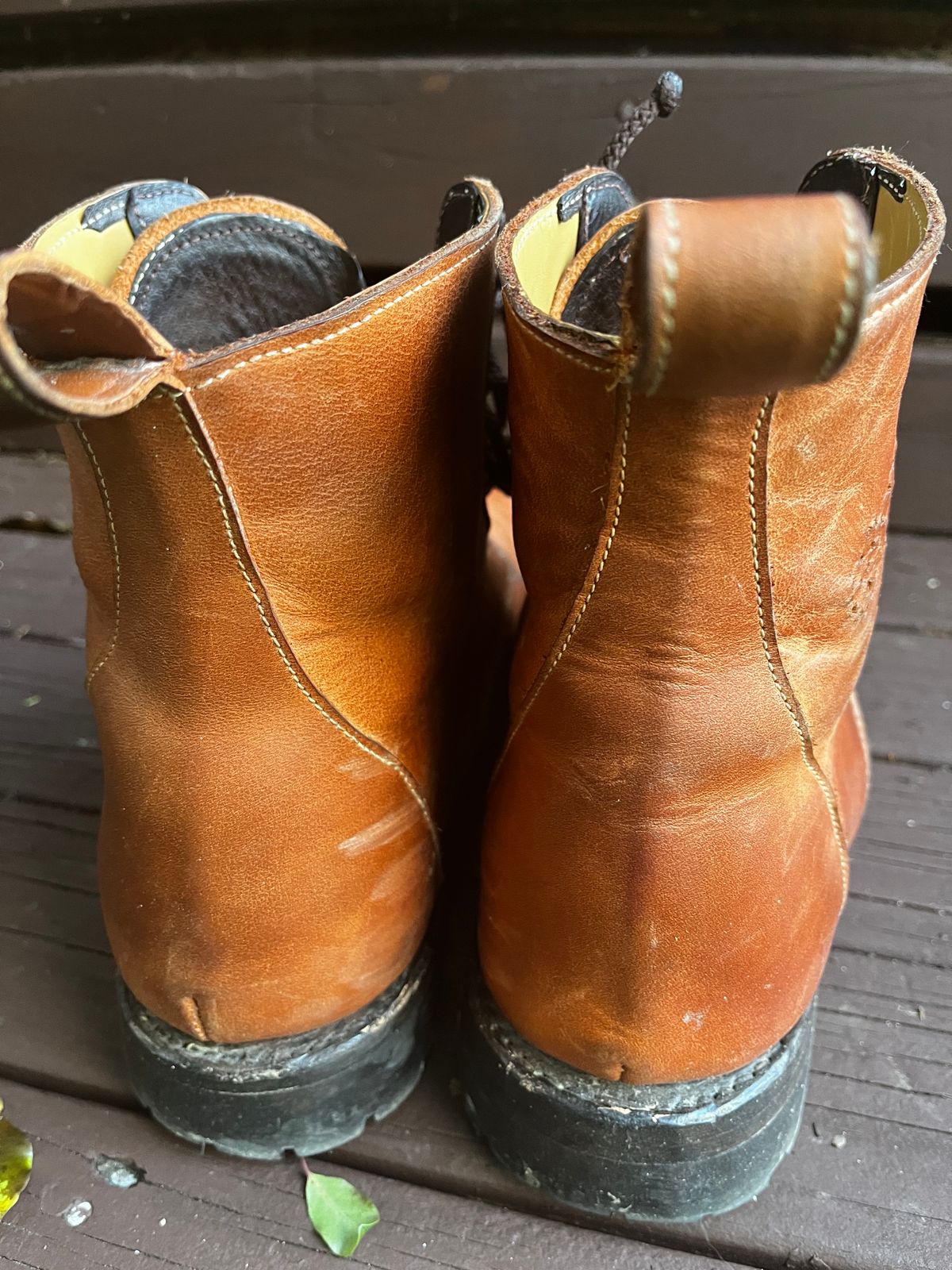 Photo by Dannflow on November 1, 2023 of the Sue Engles City Boot in Unknown Leather.