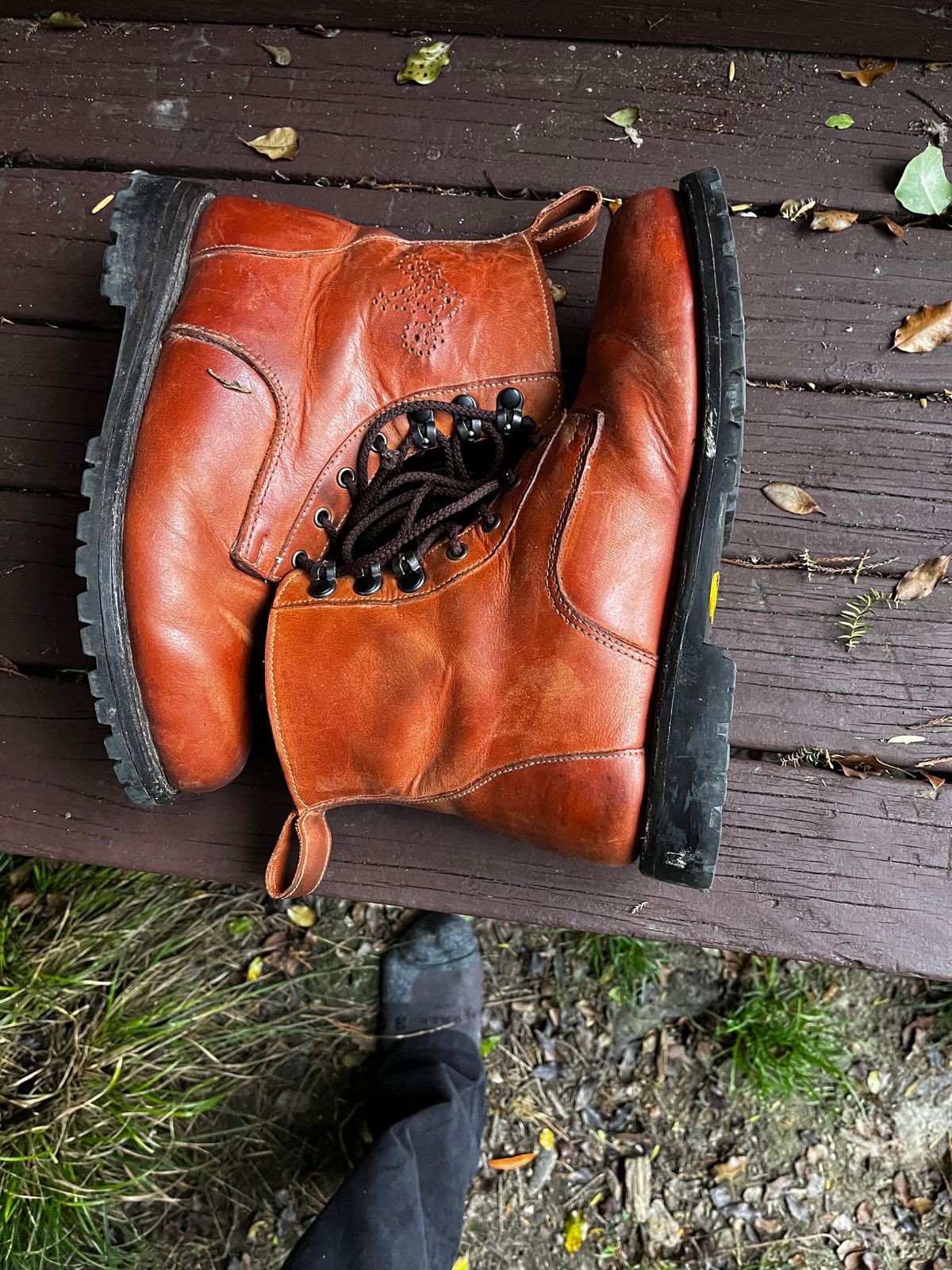 Photo by Dannflow on December 1, 2023 of the Sue Engles City Boot in Unknown Leather.