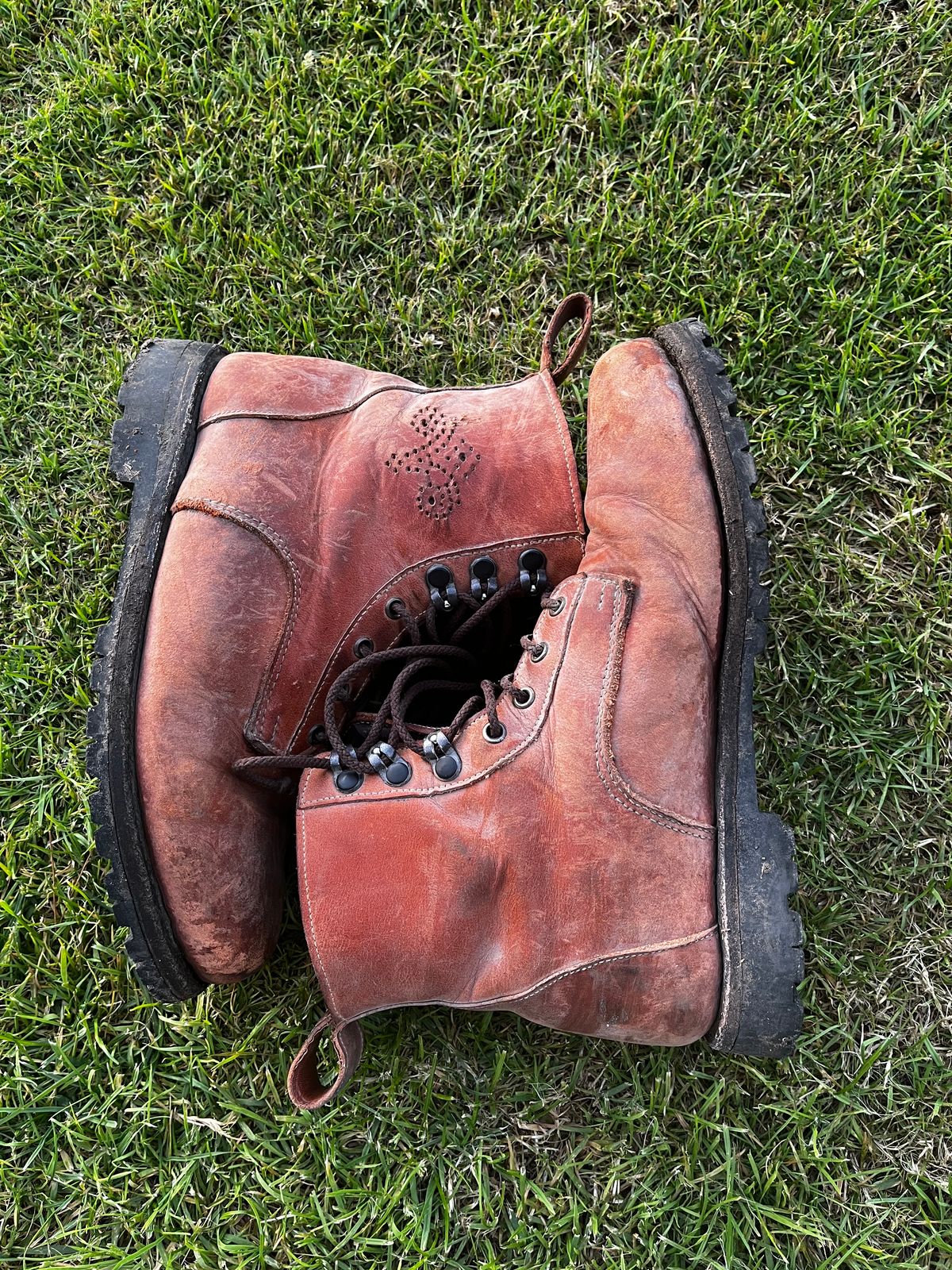 Photo by Dannflow on January 3, 2024 of the Sue Engles City Boot in Unknown Leather.