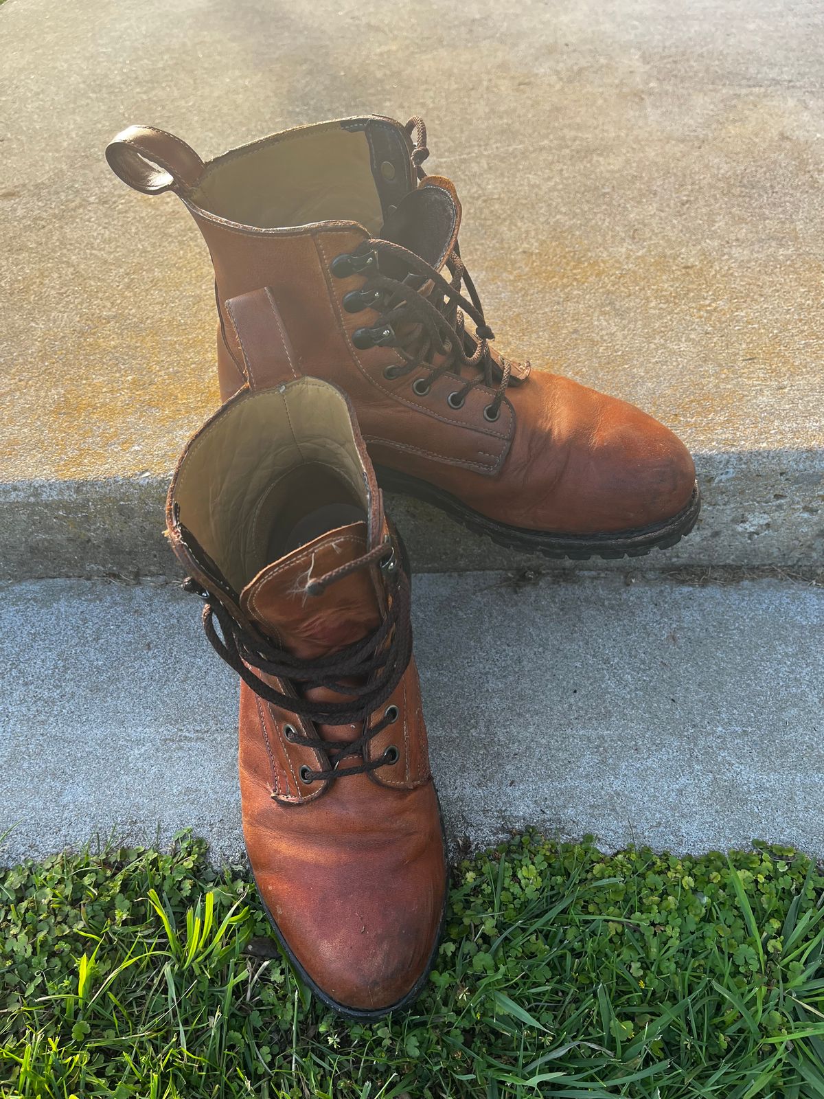 Photo by Dannflow on February 1, 2024 of the Sue Engles City Boot in Unknown Leather.