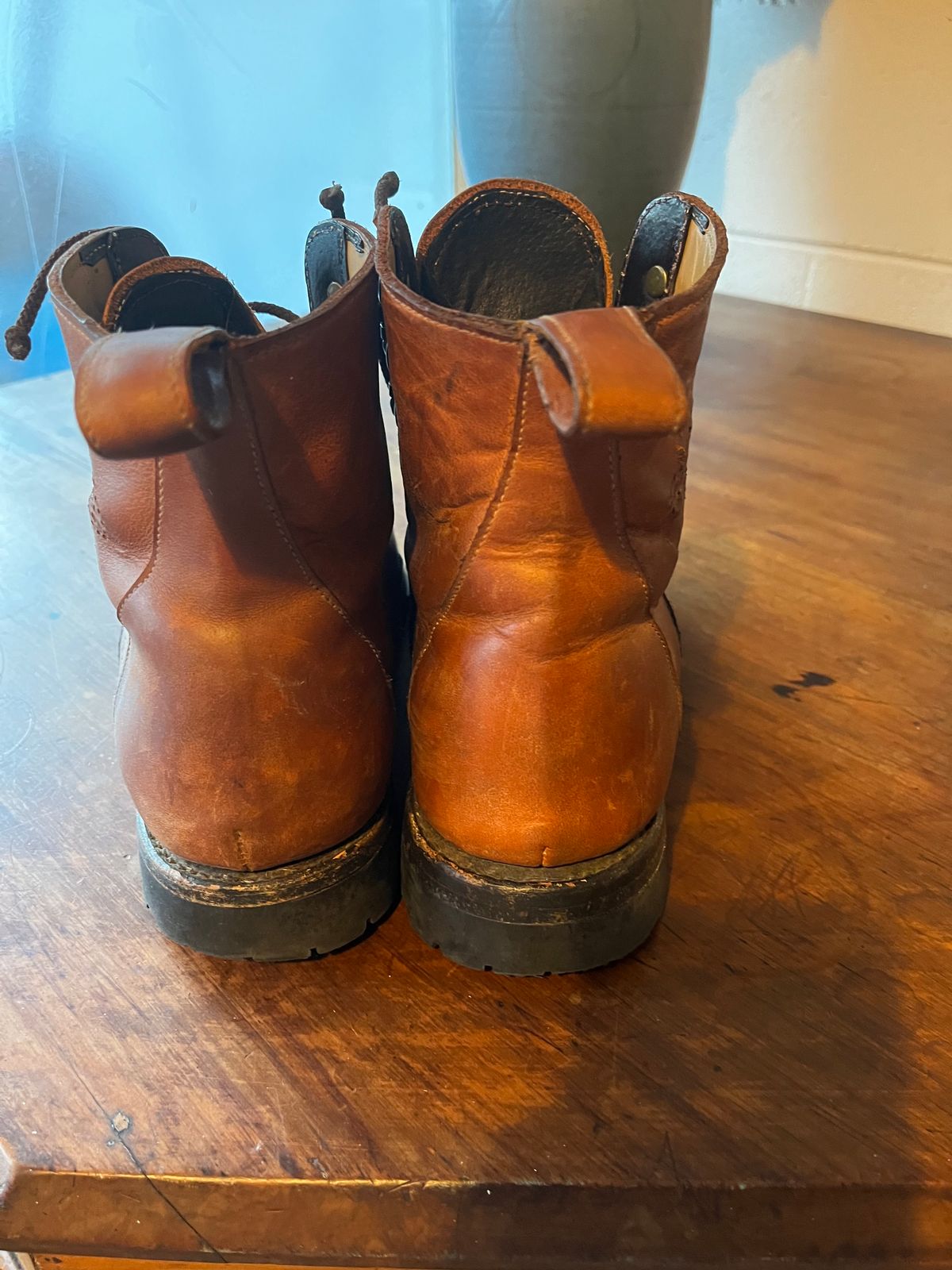 Photo by Dannflow on March 1, 2024 of the Sue Engles City Boot in Unknown Leather.