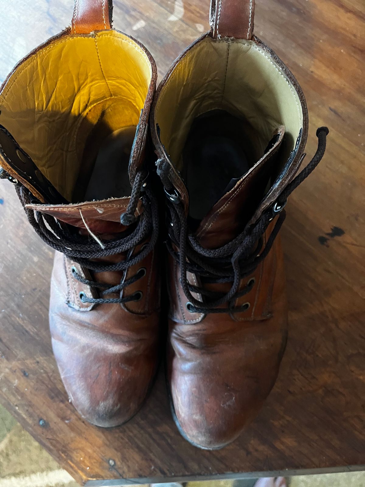 Photo by Dannflow on March 1, 2024 of the Sue Engles City Boot in Unknown Leather.