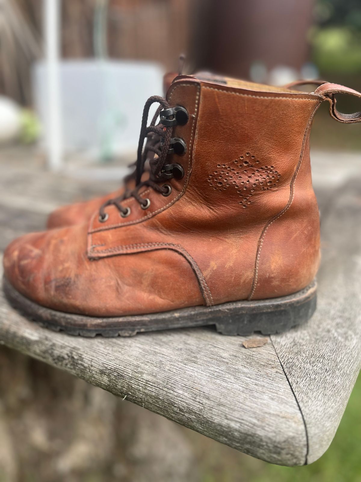 Photo by Dannflow on April 1, 2024 of the Sue Engles City Boot in Unknown Leather.