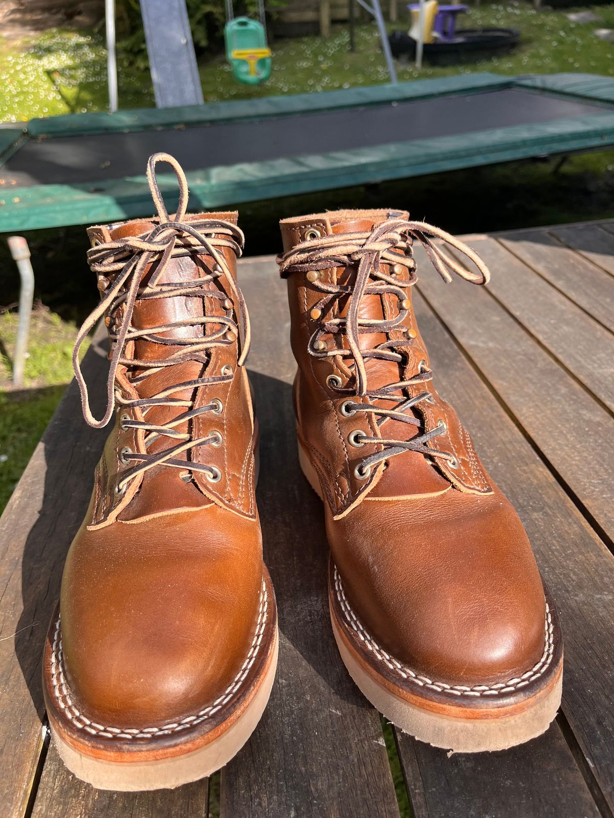 Photo by Dannflow on November 1, 2025 of the Nicks Free Range in Horween British Tan Chromexcel.