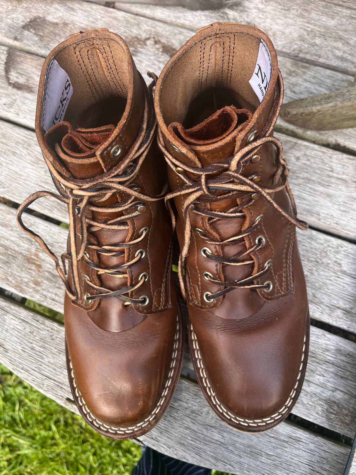 Photo by Dannflow on February 3, 2026 of the Nicks Free Range in Horween British Tan Chromexcel.