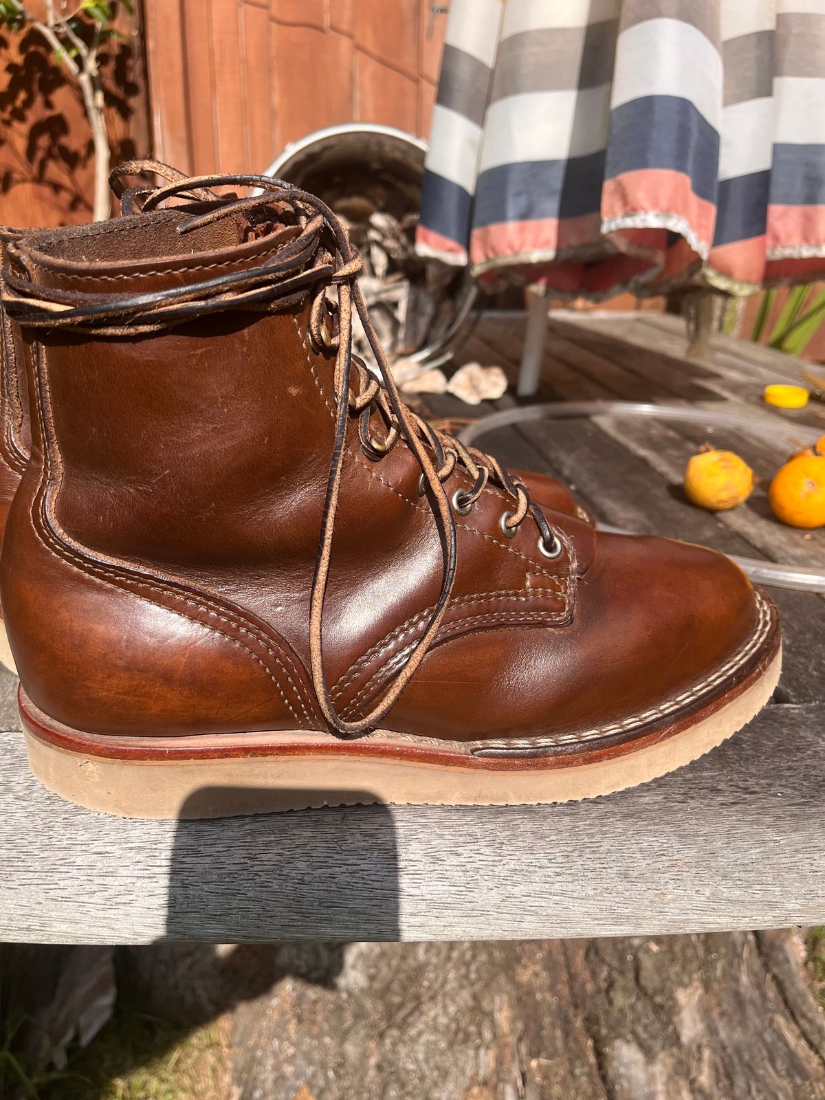 Photo by Dannflow on April 2, 2026 of the Nicks Free Range in Horween British Tan Chromexcel.