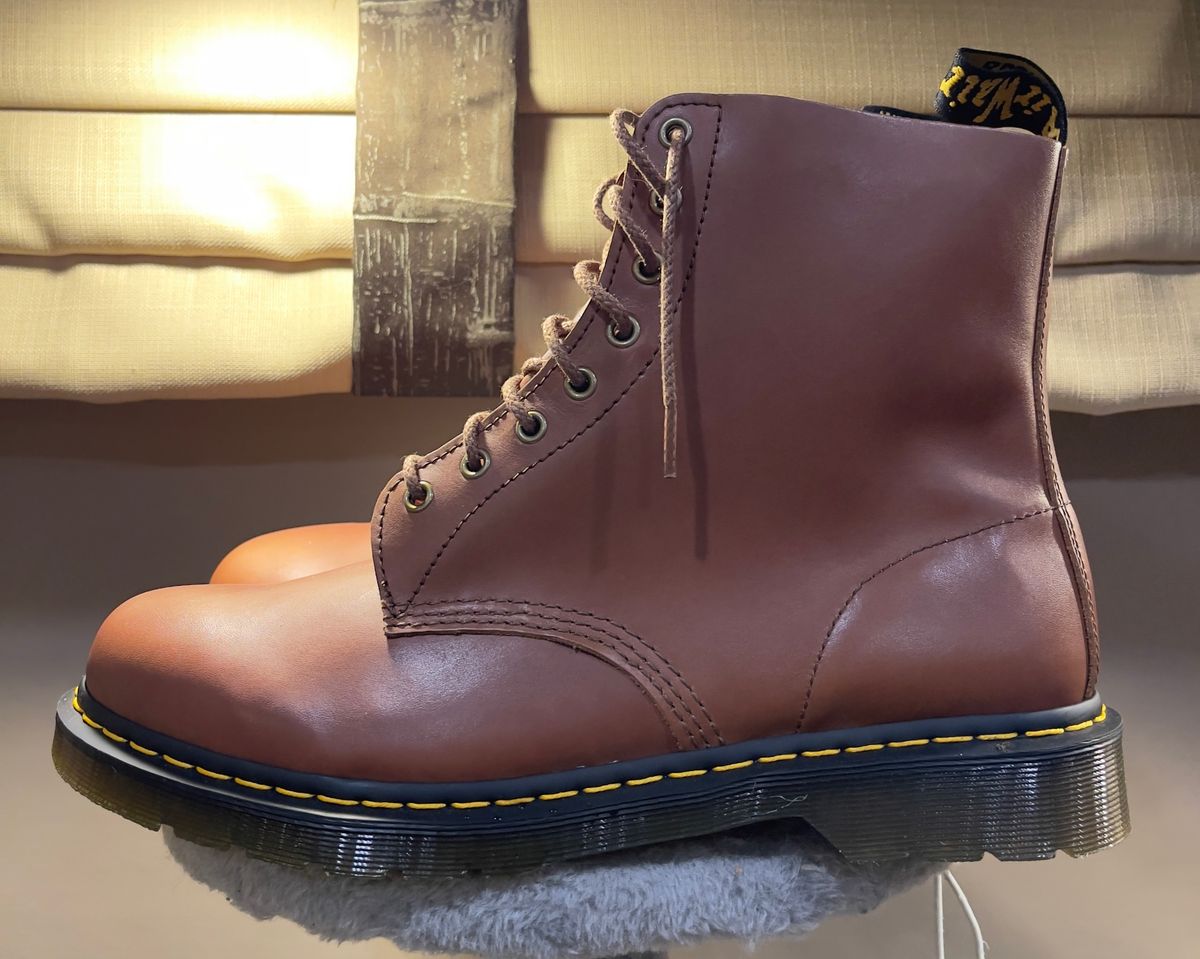 Photo by kylocheff on November 5, 2024 of the Doc Martens 1460 in Carrara Veg Tan.