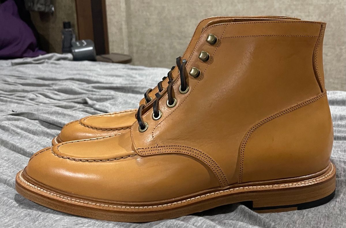 Photo by kylocheff on November 1, 2023 of the Grant Stone Ottawa Boot in Badalassi Carlo Natural Minerva.