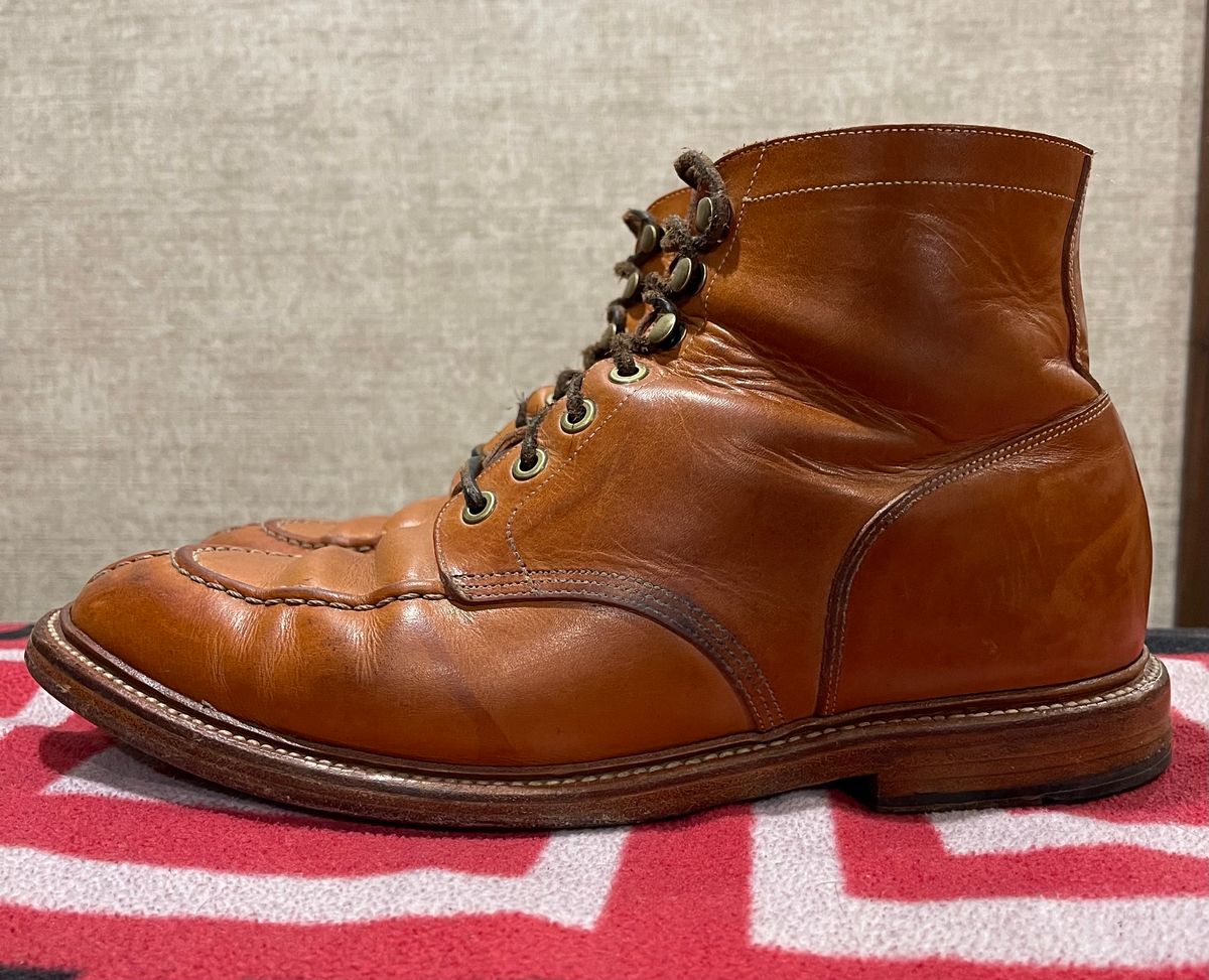Photo by kylocheff on February 6, 2024 of the Grant Stone Ottawa Boot in Badalassi Carlo Natural Minerva.