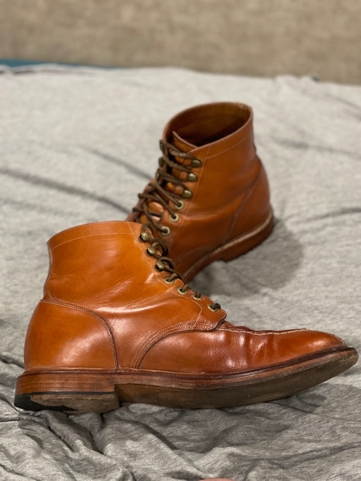Photo by kylocheff on March 6, 2024 of the Grant Stone Ottawa Boot in Badalassi Carlo Natural Minerva.