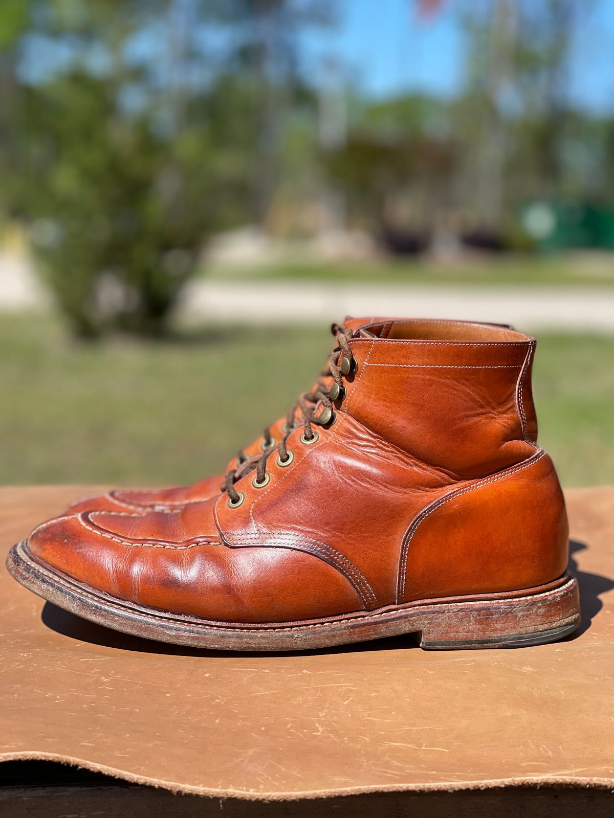 Photo by kylocheff on April 5, 2024 of the Grant Stone Ottawa Boot in Badalassi Carlo Natural Minerva.