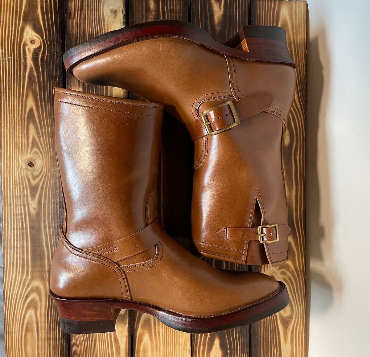 Photo by BacidiaGlory on October 9, 2023 of the Briselblack The Keeper 'Type 2' Engineer Boot in Maryam Toscanello Horsebutt.