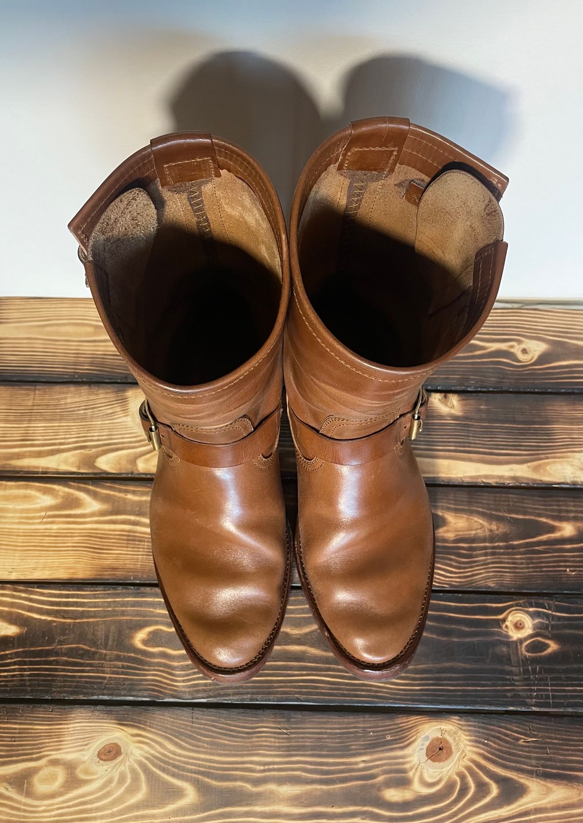 Photo by BacidiaGlory on November 4, 2023 of the Briselblack The Keeper 'Type 2' Engineer Boot in Maryam Toscanello Horsebutt.