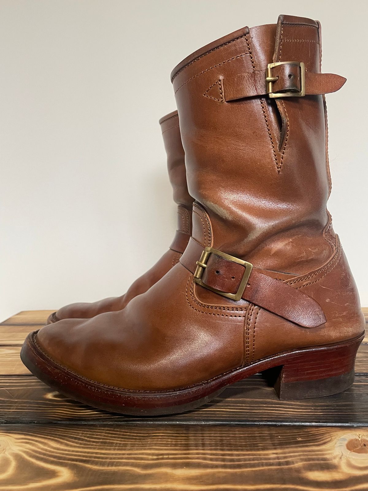 Photo by BacidiaGlory on February 5, 2024 of the Briselblack The Keeper 'Type 2' Engineer Boot in Maryam Toscanello Horsebutt.