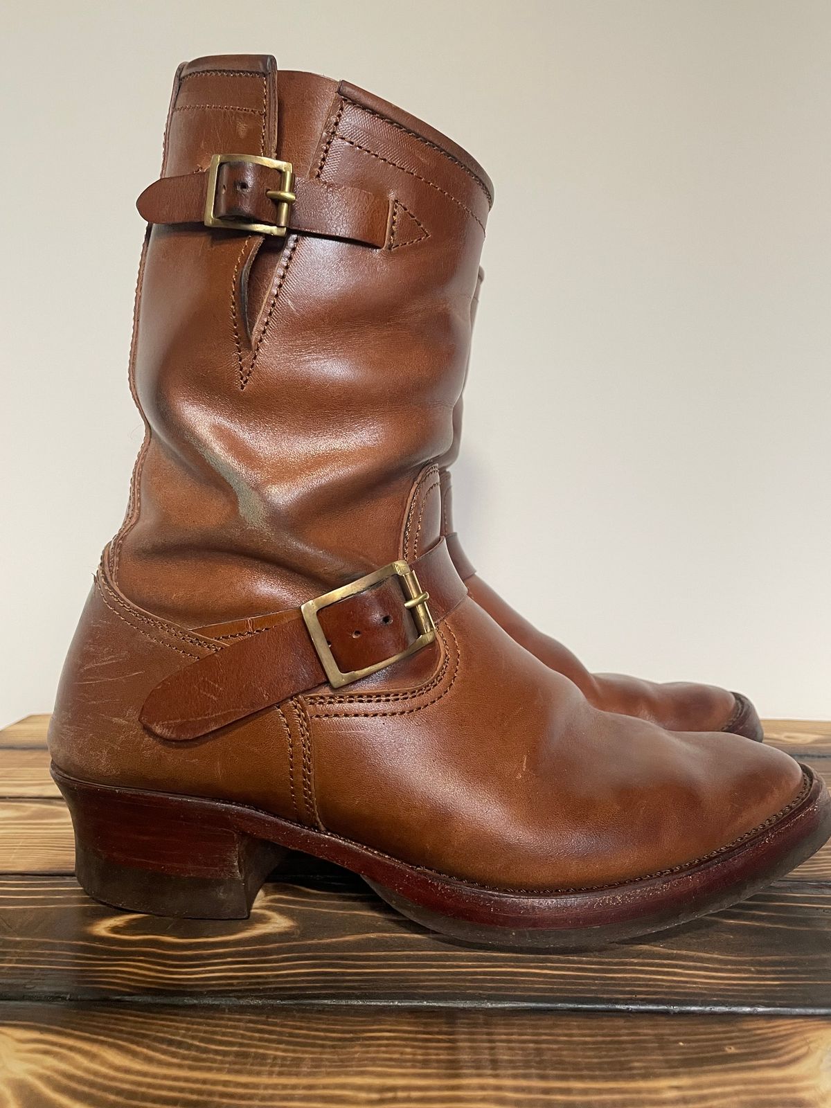 Photo by BacidiaGlory on February 5, 2024 of the Briselblack The Keeper 'Type 2' Engineer Boot in Maryam Toscanello Horsebutt.