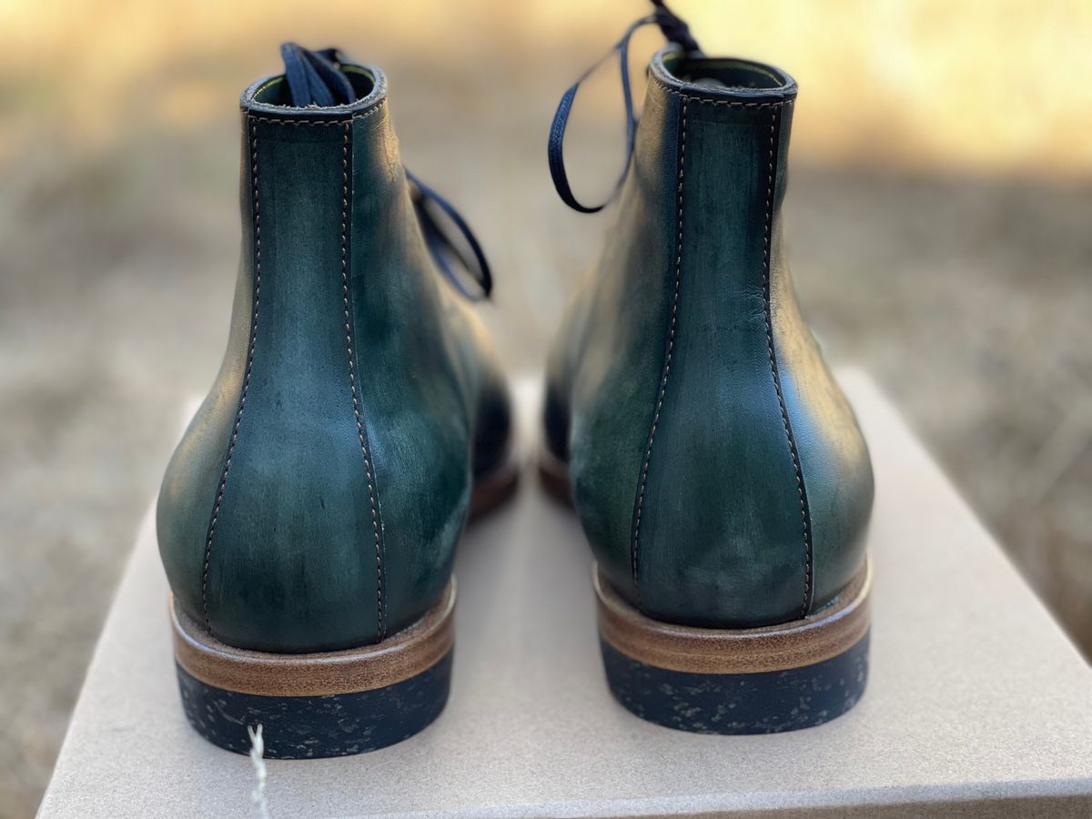 Photo by @isazae on October 1, 2022 of the Iron Boots FLT in Unlisted Leather.
