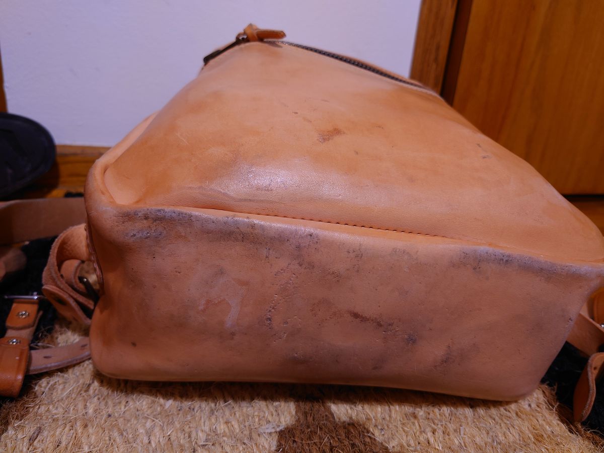 Photo by Exsufflicate on March 6, 2026 of the Go Forth Goods Classic Zippered Leather Backpack in Unknown Natural Veg Tan.