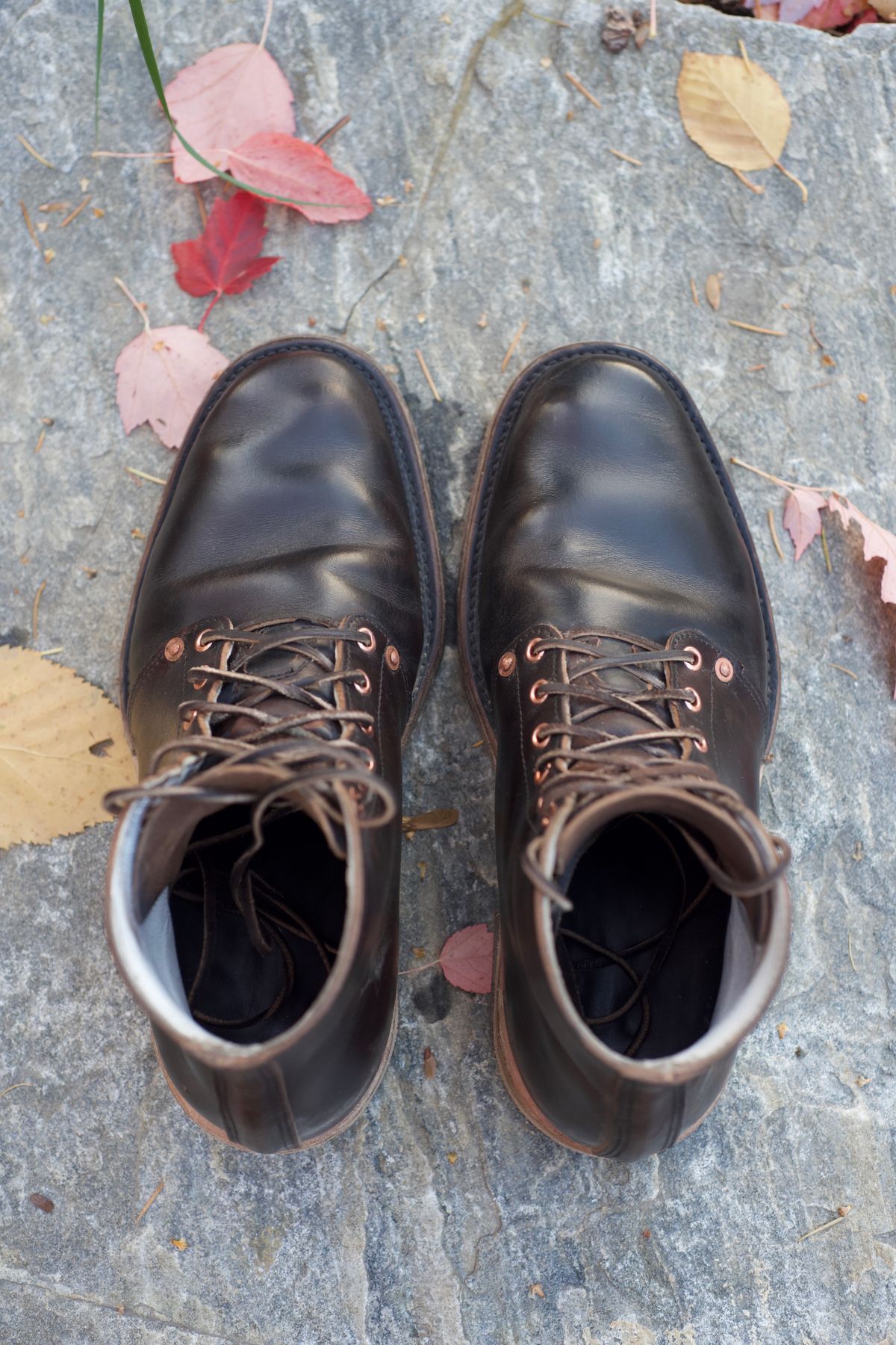 Photo by chukchuk on November 1, 2022 of the Endurance Leather Co. Unlisted Model in Horween Overdyed Chromexcel Horsehide.