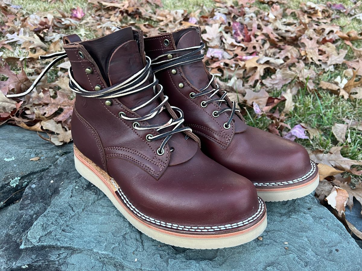 Photo by goblutes on November 17, 2023 of the Frank's Boots Rainier in Seidel Chocolate.