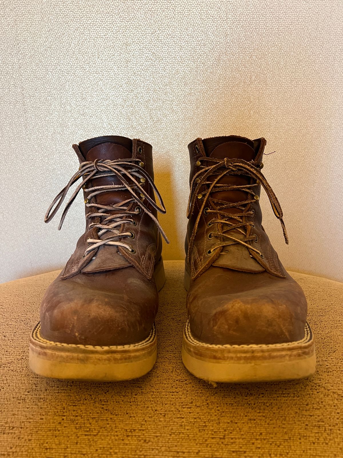 Photo by goblutes on May 2, 2024 of the Frank's Boots Rainier in Seidel Chocolate.