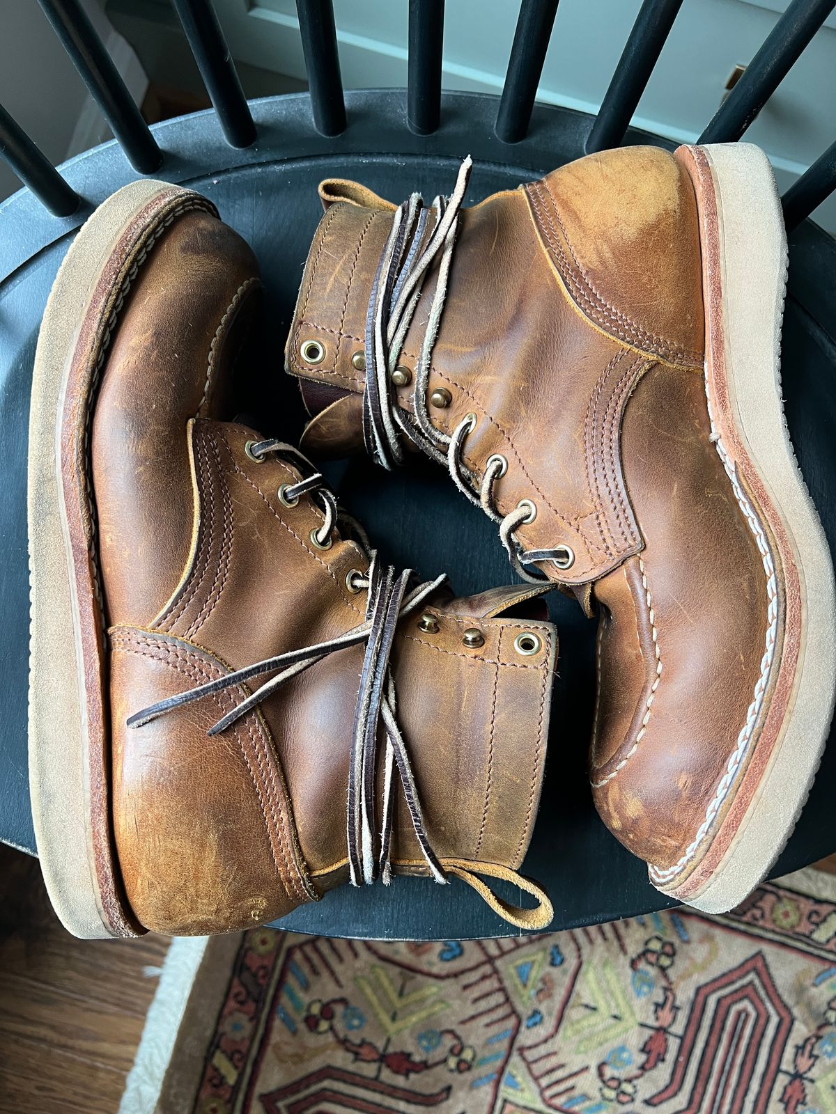 Photo by goblutes on March 2, 2024 of the Nicks Moc Toe in Horween Orange Predator.