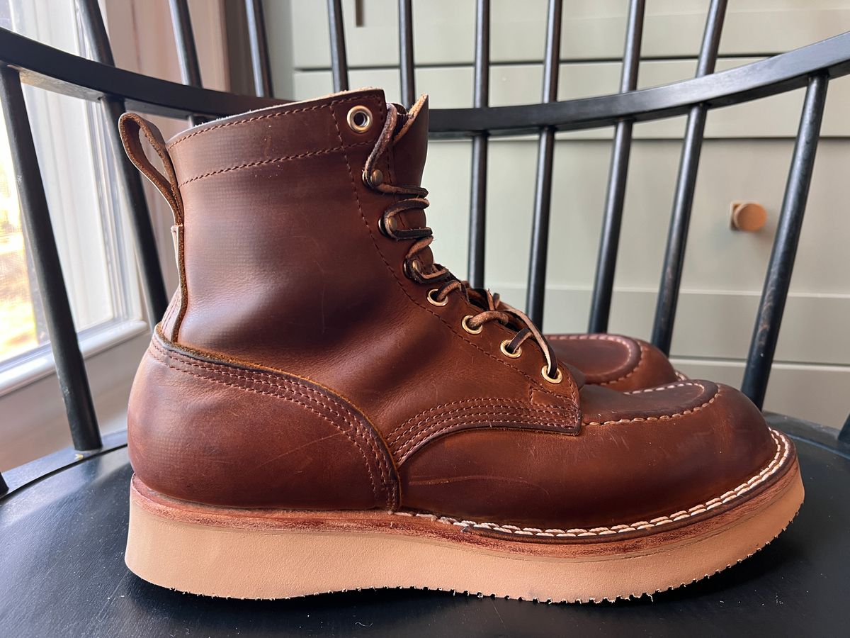 Photo by goblutes on March 10, 2024 of the Nicks Moc Toe in Horween Orange Predator.