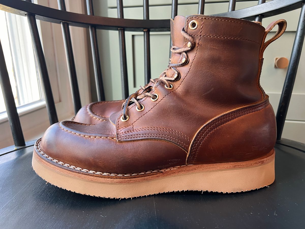 Photo by goblutes on March 10, 2024 of the Nicks Moc Toe in Horween Orange Predator.