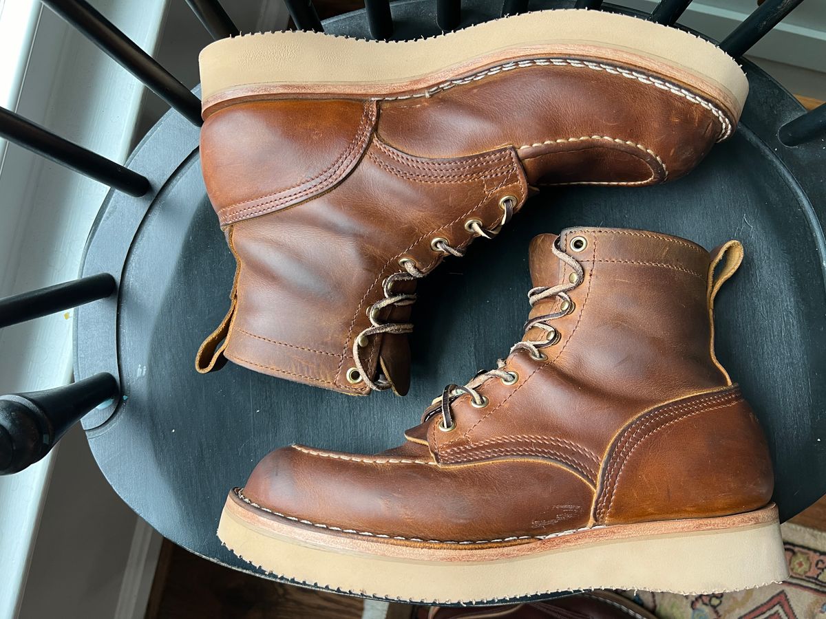 Photo by goblutes on March 10, 2024 of the Nicks Moc Toe in Horween Orange Predator.