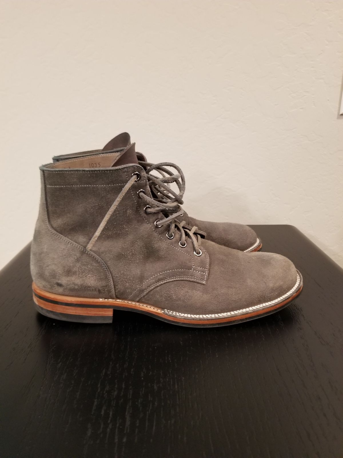 Photo by EzSteve on November 5, 2022 of the Viberg Service Boot in C.F. Stead Anthracite Waxed Roughout.
