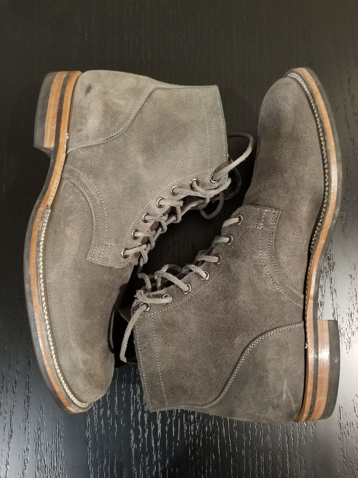 Photo by EzSteve on December 6, 2022 of the Viberg Service Boot in C.F. Stead Anthracite Waxed Roughout.