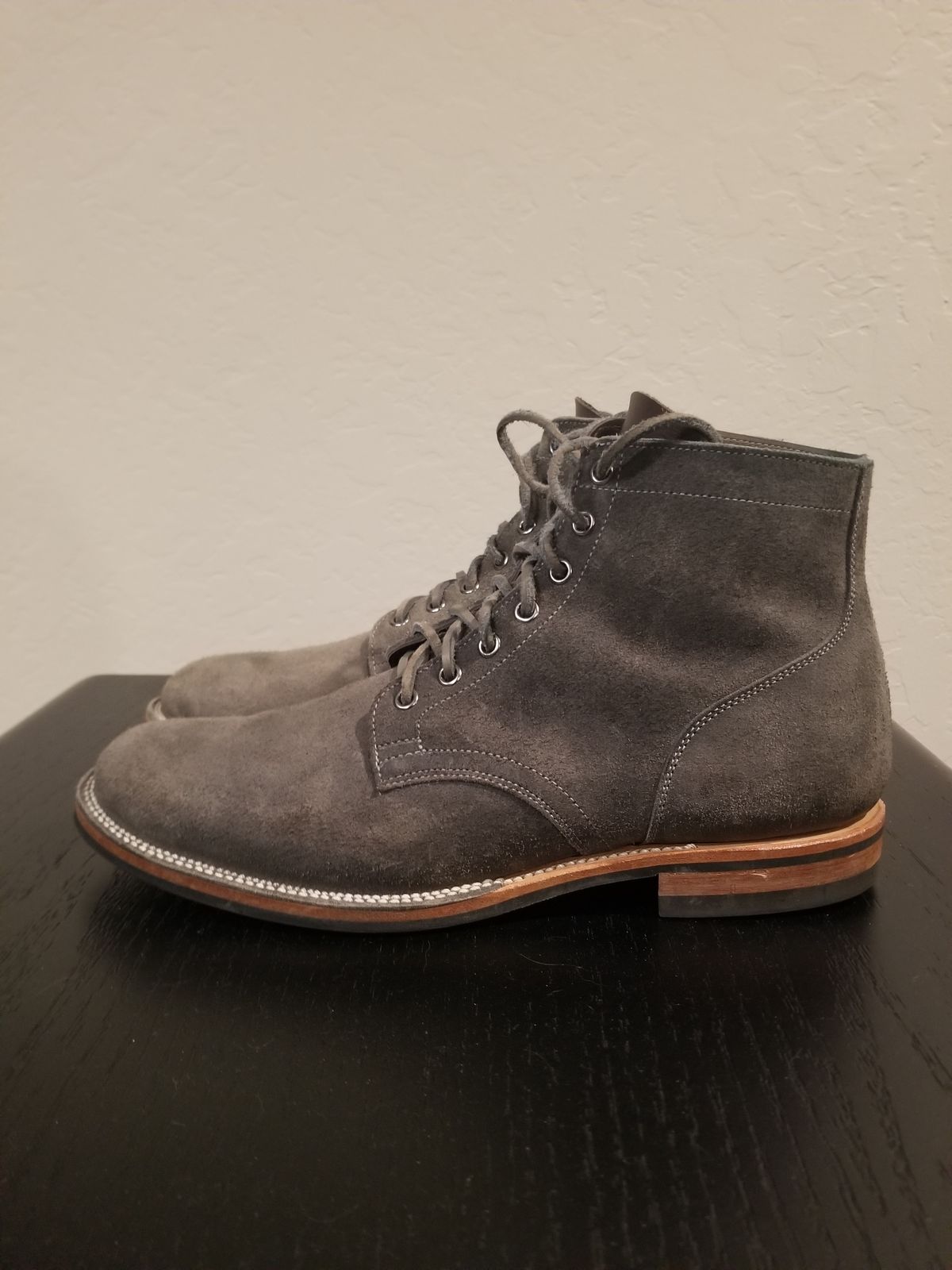 Photo by EzSteve on January 6, 2023 of the Viberg Service Boot in C.F. Stead Anthracite Waxed Roughout.